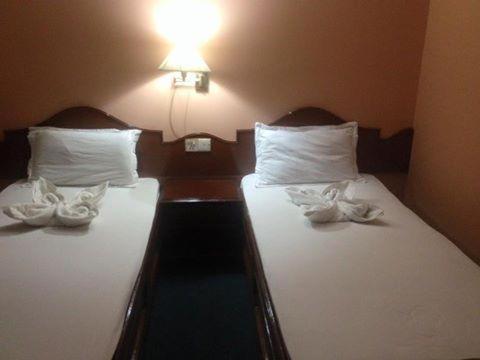 Hotel Candle Inn بوكْرا المظهر الخارجي الصورة